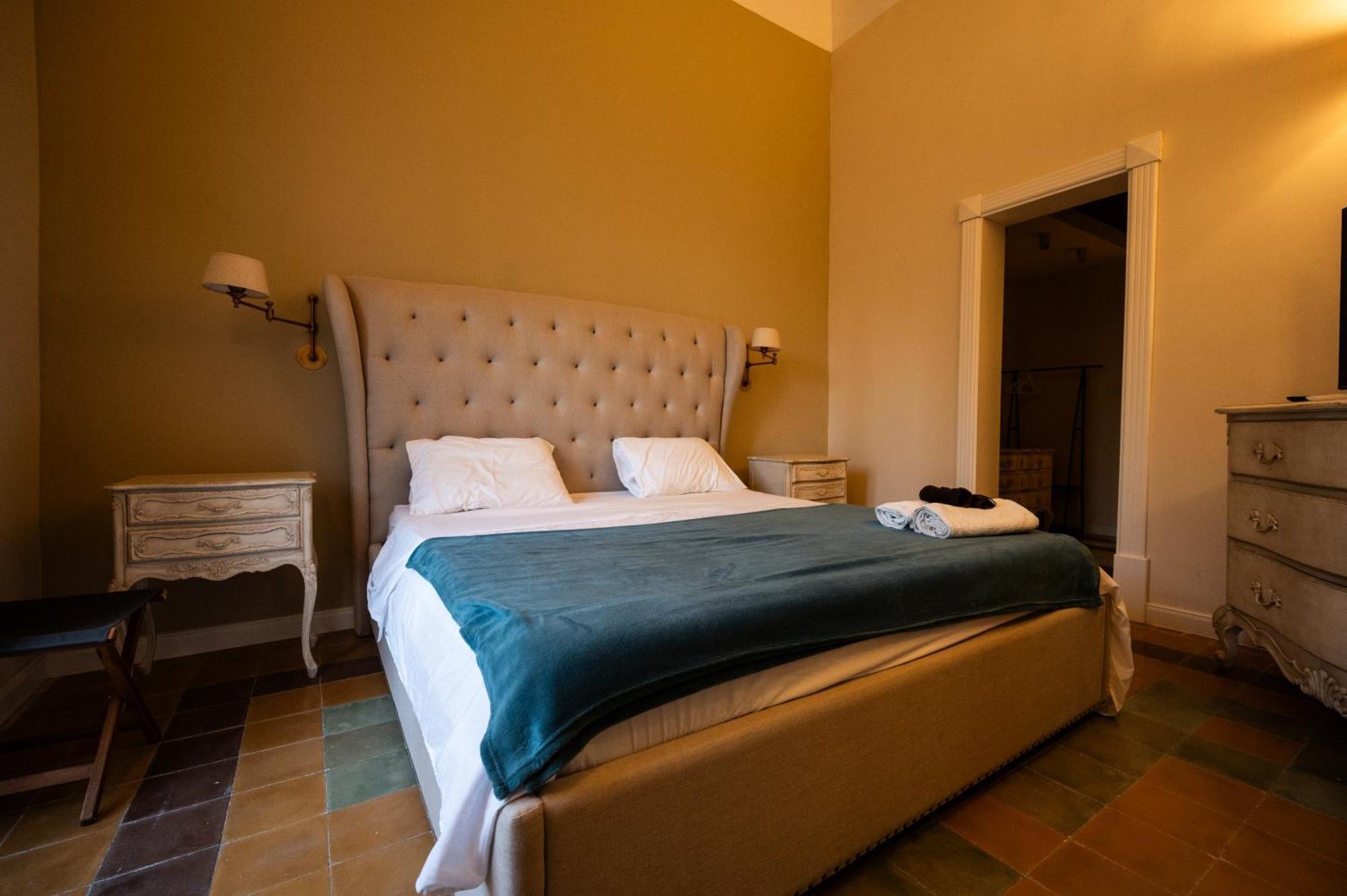 Grand Arcanum Apartment 2 - Comfortable And Elegant Сенглея Экстерьер фото